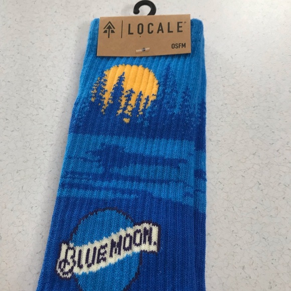 NWT Locale Blue Moon Beer Socks Blue OSFM Thick Heavy Warm - Picture 2 of 4